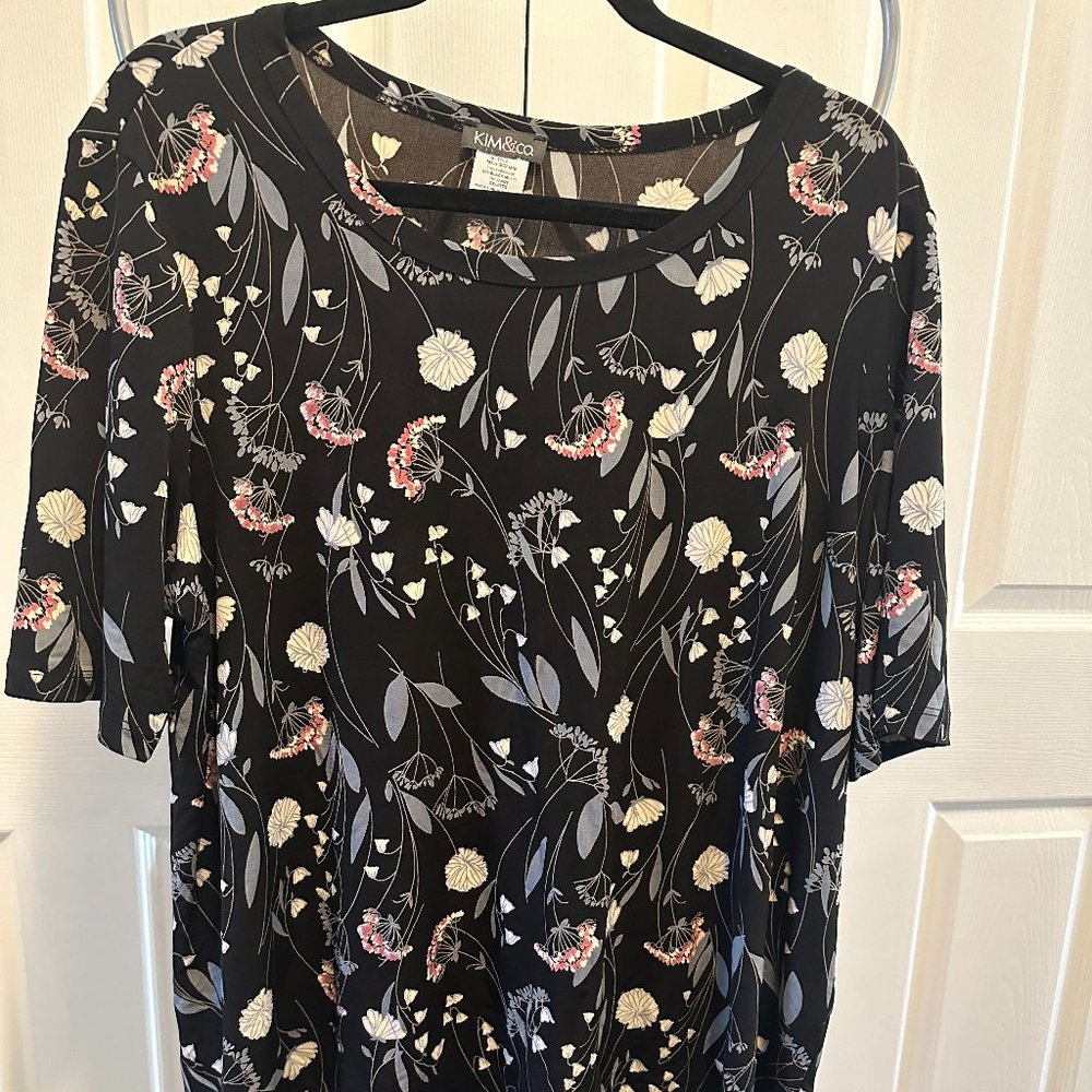 Kim & Co Brazil knit top NWT